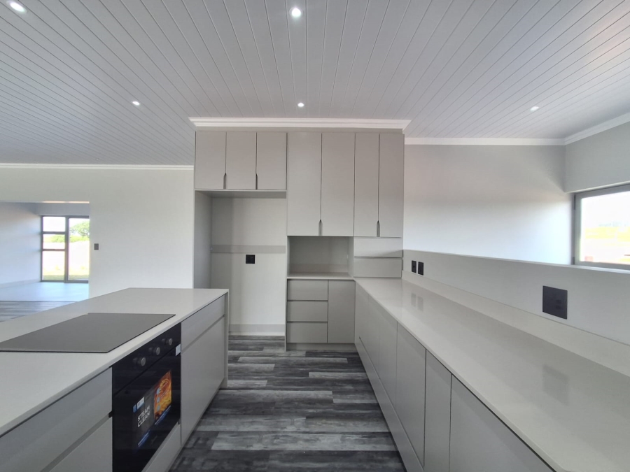 3 Bedroom Property for Sale in Stilbaai Wes Western Cape